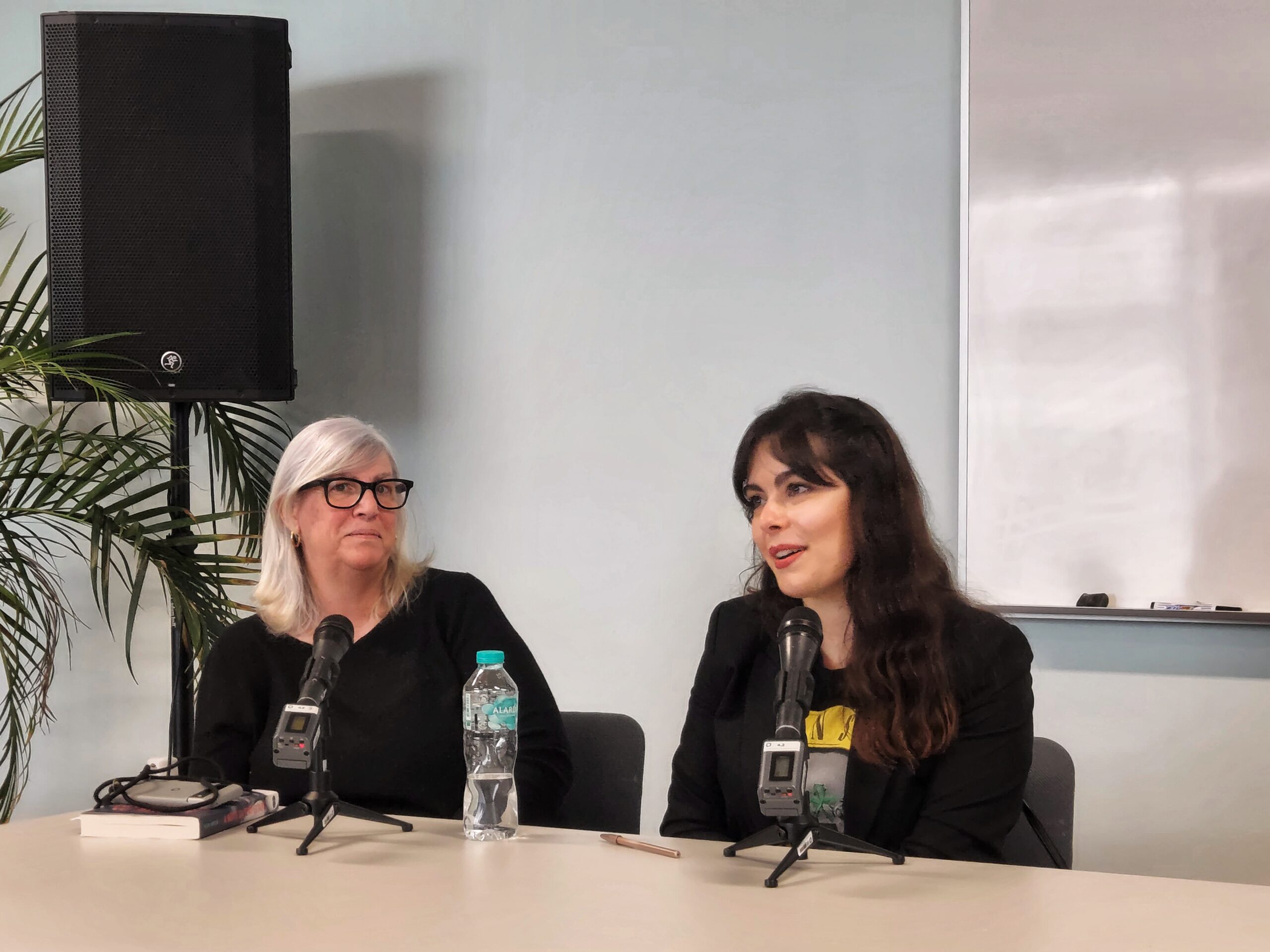 De jornalista a escritora, ex-aluna da ESCS apresenta o seu segundo “thriller”